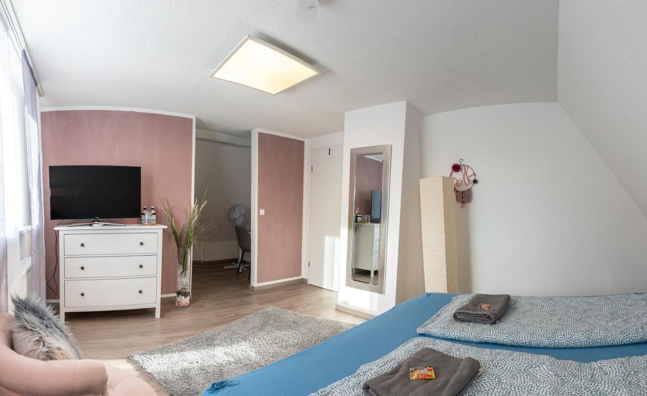 #2 Grosses Zimmer Mit Pool Und Garten Memmingen Exterior photo