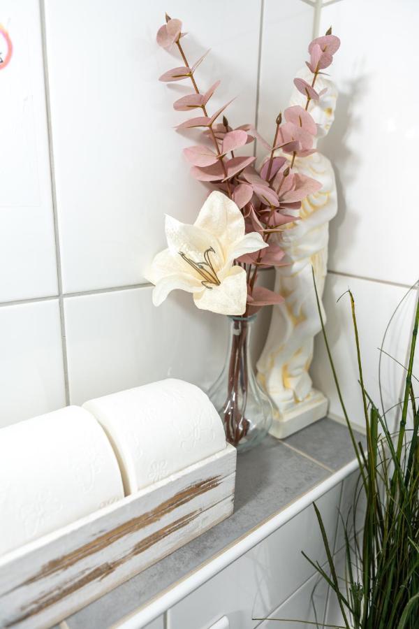 #2 Grosses Zimmer Mit Pool Und Garten Memmingen Exterior photo